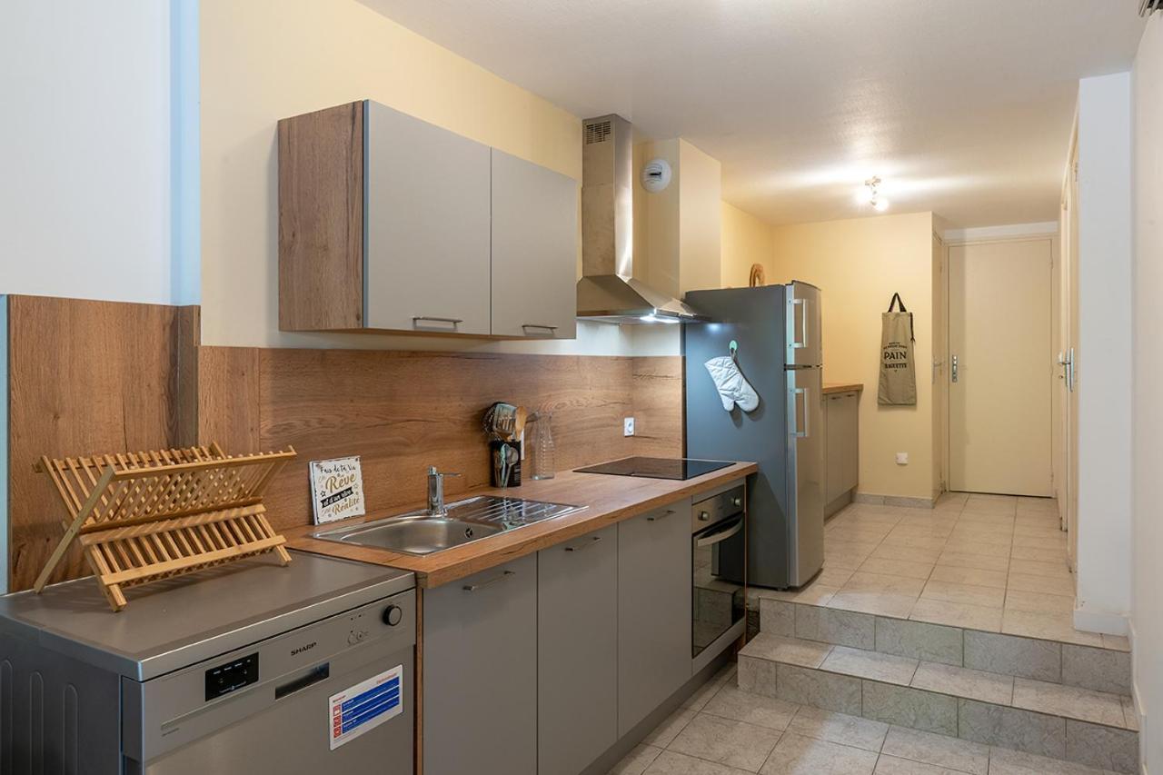 Logis Face A L'Abbatiale Apartman Beaulieu-sur-Dordogne Kültér fotó