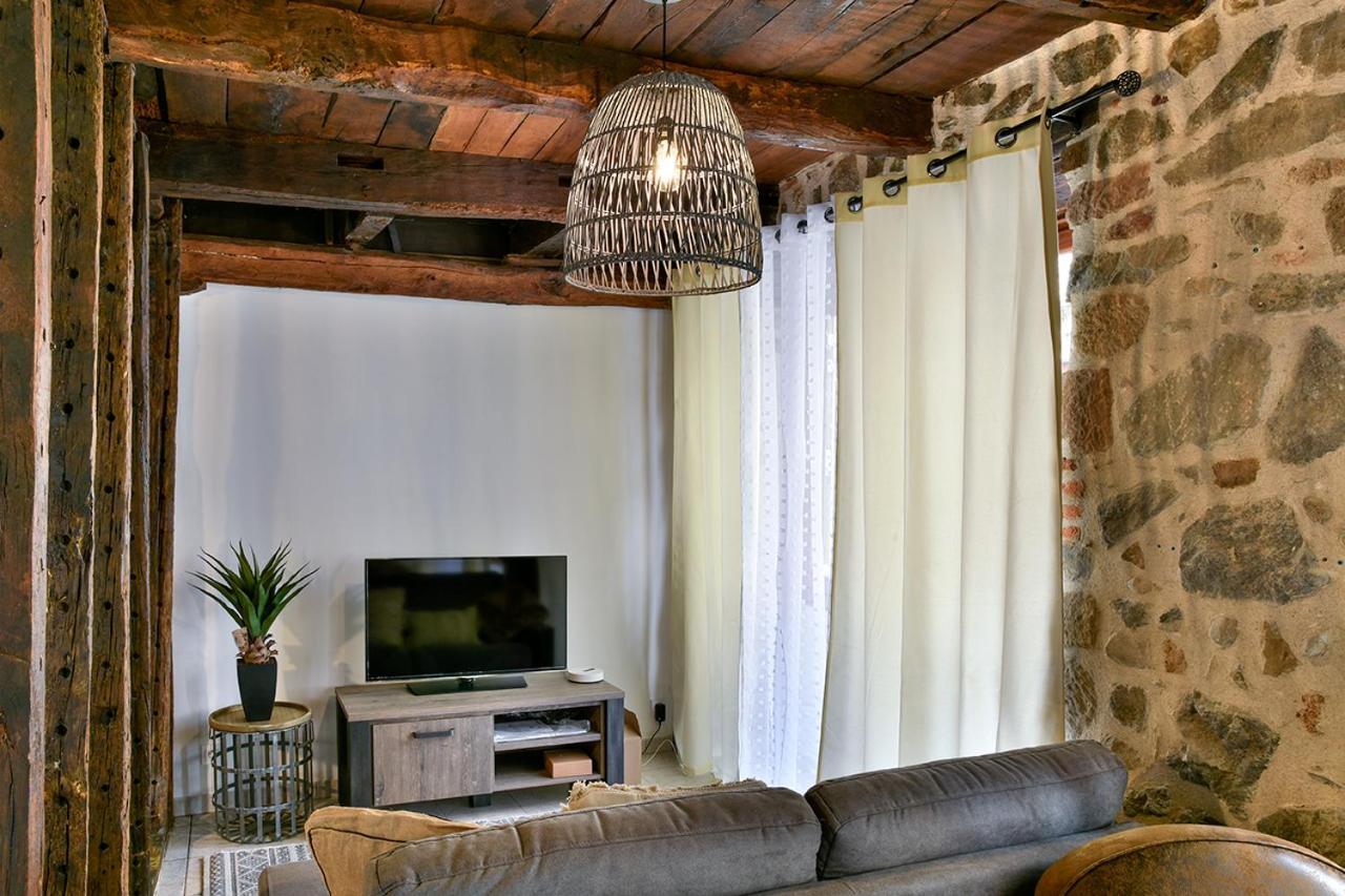 Logis Face A L'Abbatiale Apartman Beaulieu-sur-Dordogne Kültér fotó