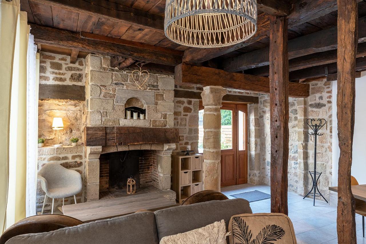 Logis Face A L'Abbatiale Apartman Beaulieu-sur-Dordogne Kültér fotó